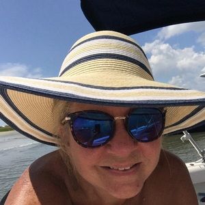 Meet your Posher, Wanda